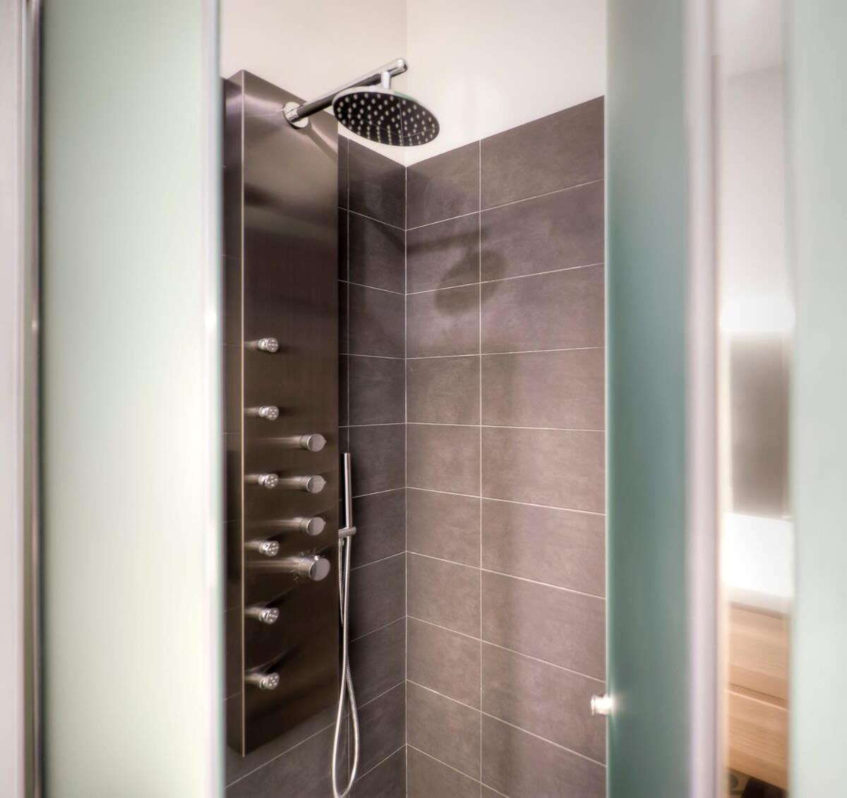 Appartamento Paseo De Gracia Catalan 4bd With Private Terrace Barcellona