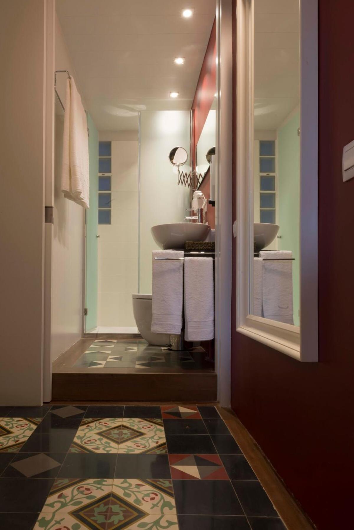 Paseo De Gracia Catalan 4bd With Private Terrace Barcellona