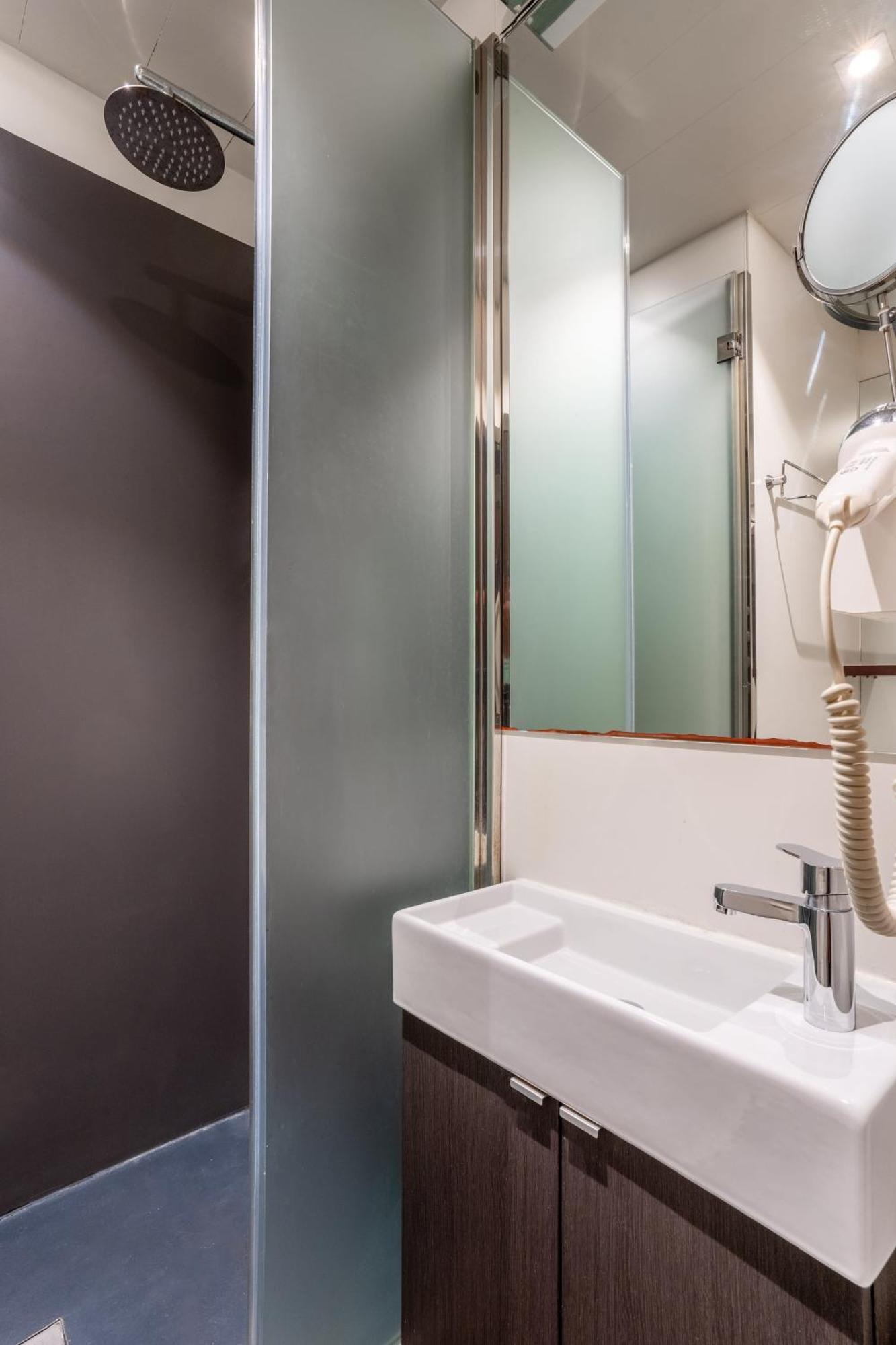 Appartamento Paseo De Gracia Catalan 4bd With Private Terrace Barcellona